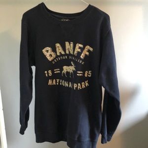 navy blue crew neck with banff design